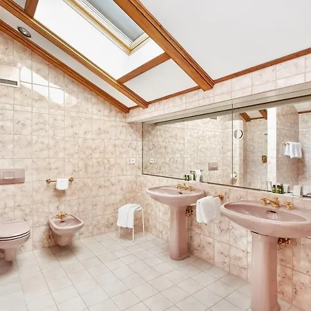 Hotel Königshof Health&view Gesundheitszentrum Für Naturheilverfahren 3*