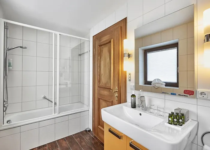 Königshof Health&view Gesundheitszentrum Für Naturheilverfahren 3*